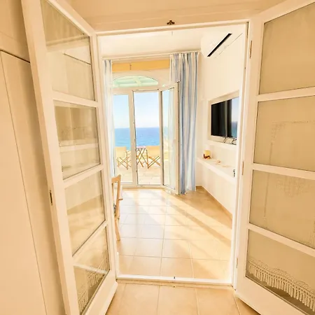 شقة Azure Breeze I - Sea View *
